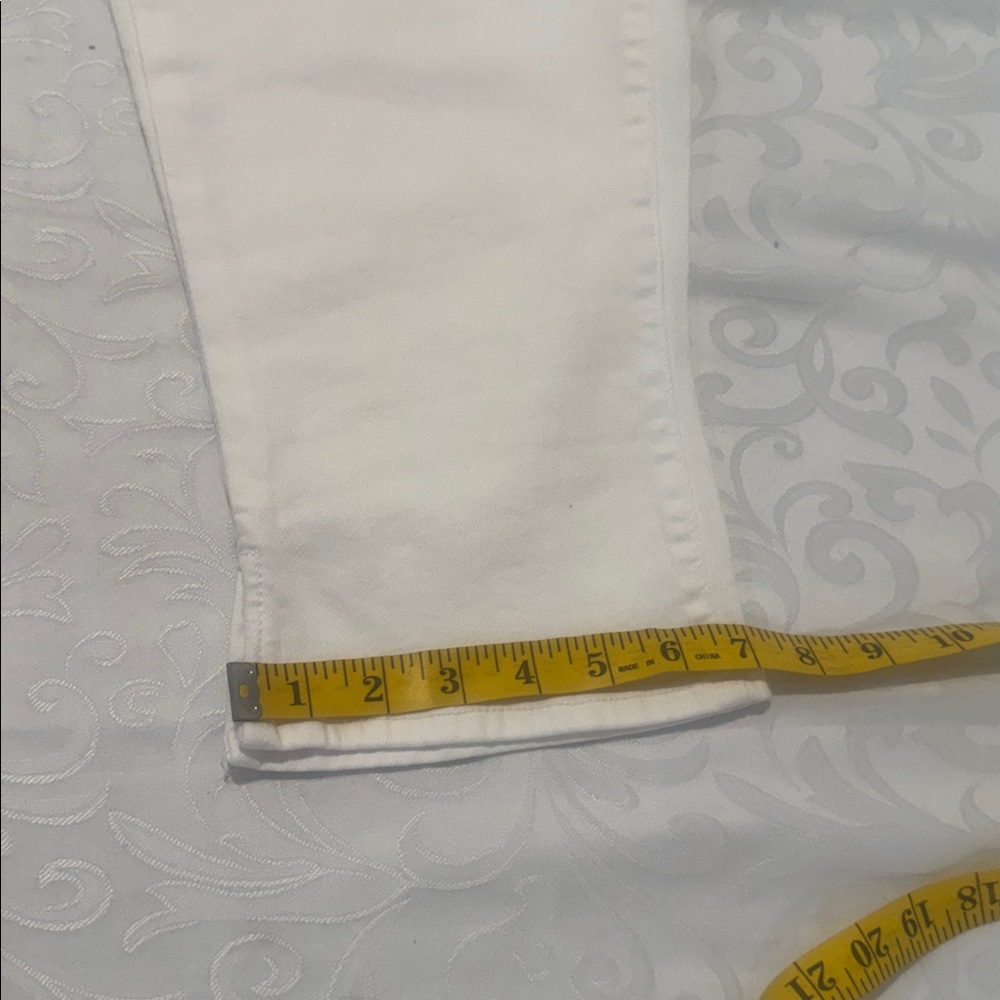 Mother Hi-Waist Capri Jeans. Ladies 32 - Picture 15 of 16